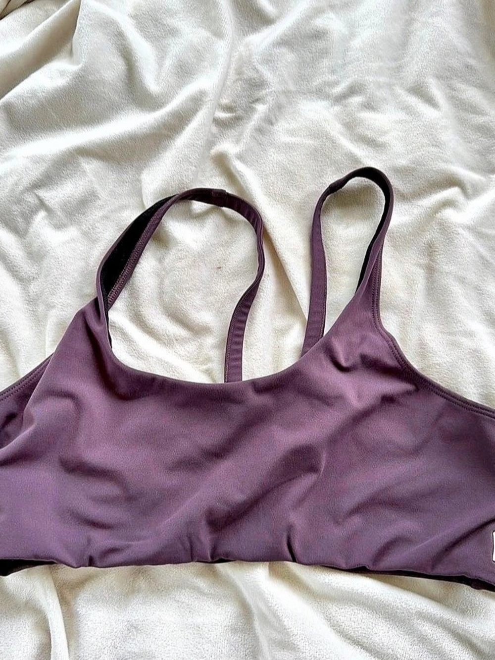 Vuori Yosemite Bra Sports Bra in Purple Size Medium